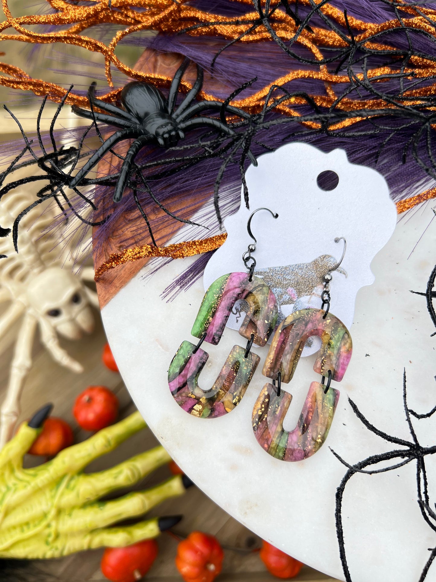 Halloween Marble, Olivia