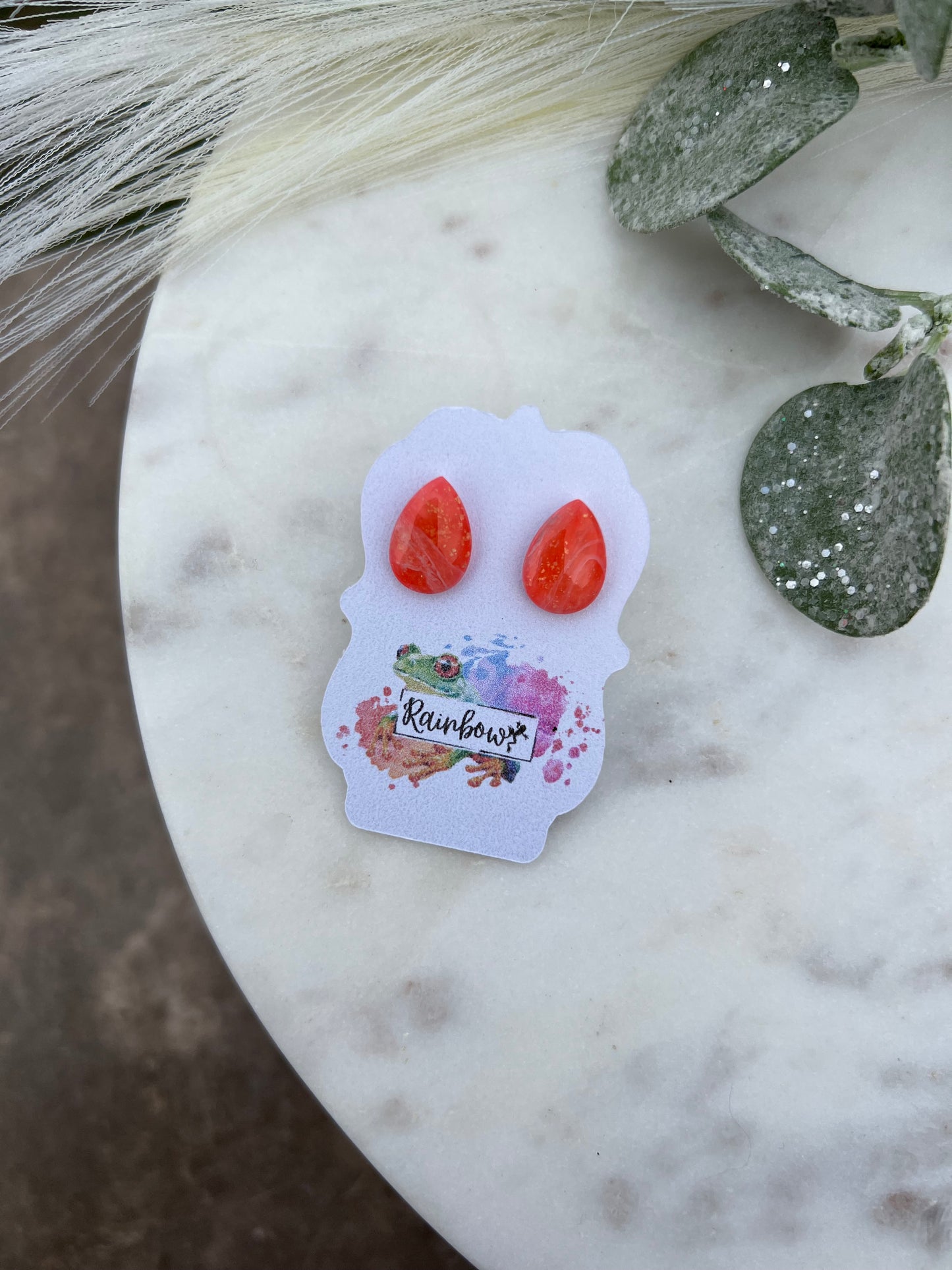 Winter Berry, Teardrop Studs