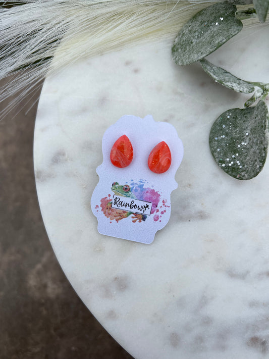 Winter Berry, Teardrop Studs