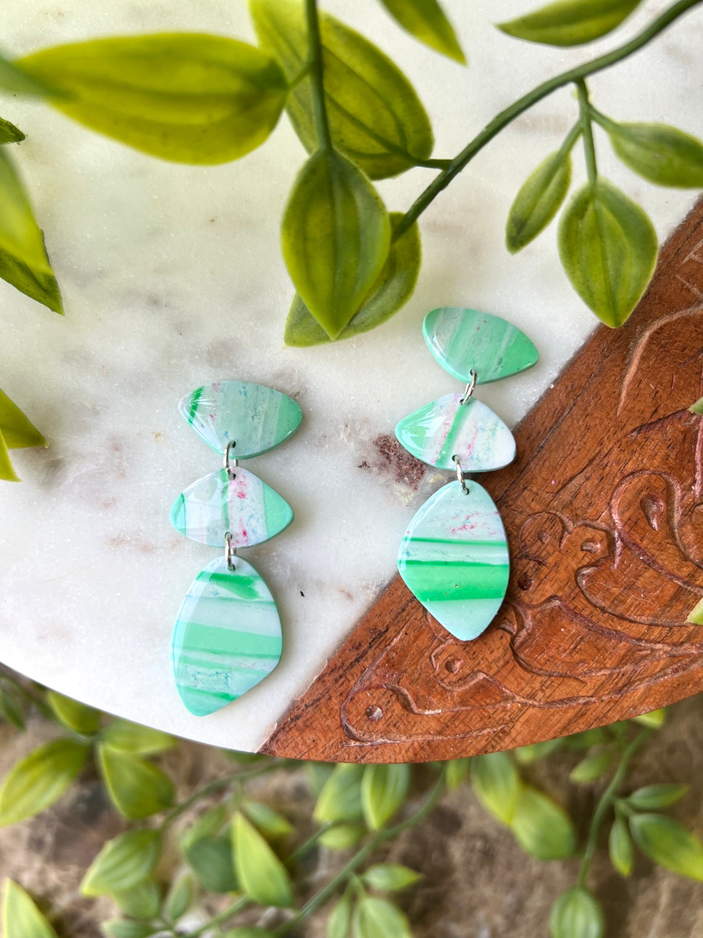 Minty Marble, Gemma