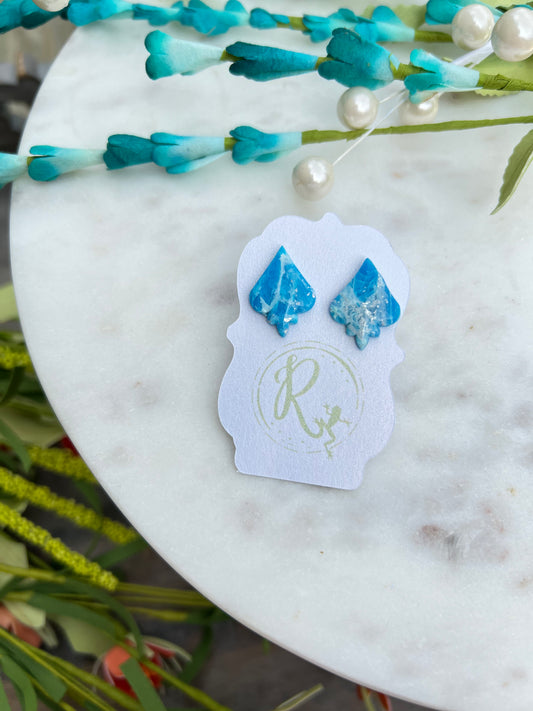 Summer Blues, Fleur Studs