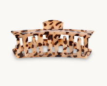 Load image into Gallery viewer, Teleties Open Hair Clip, Blonde Tortoise